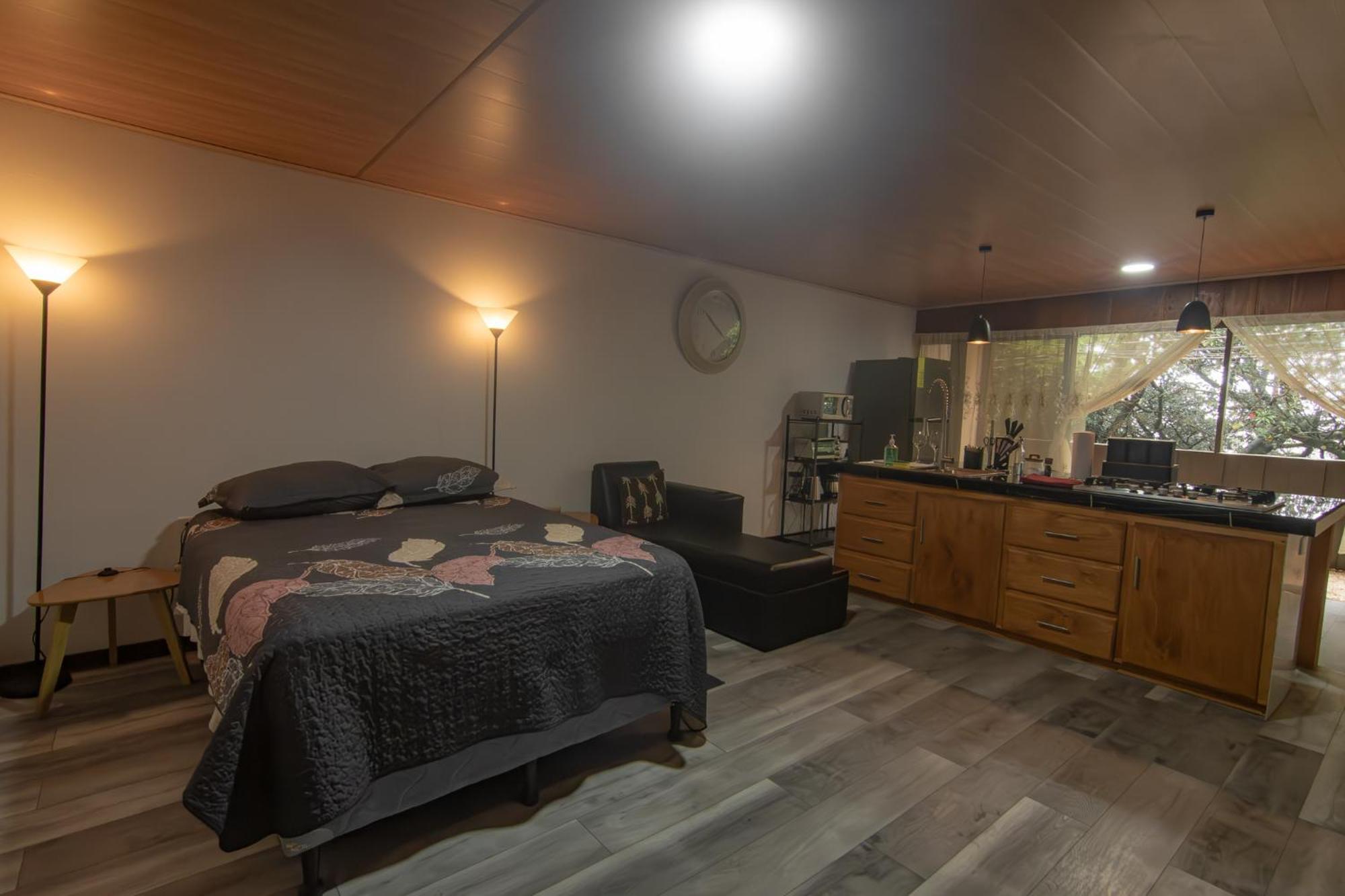 Narica Apartment Monteverde Екстер'єр фото