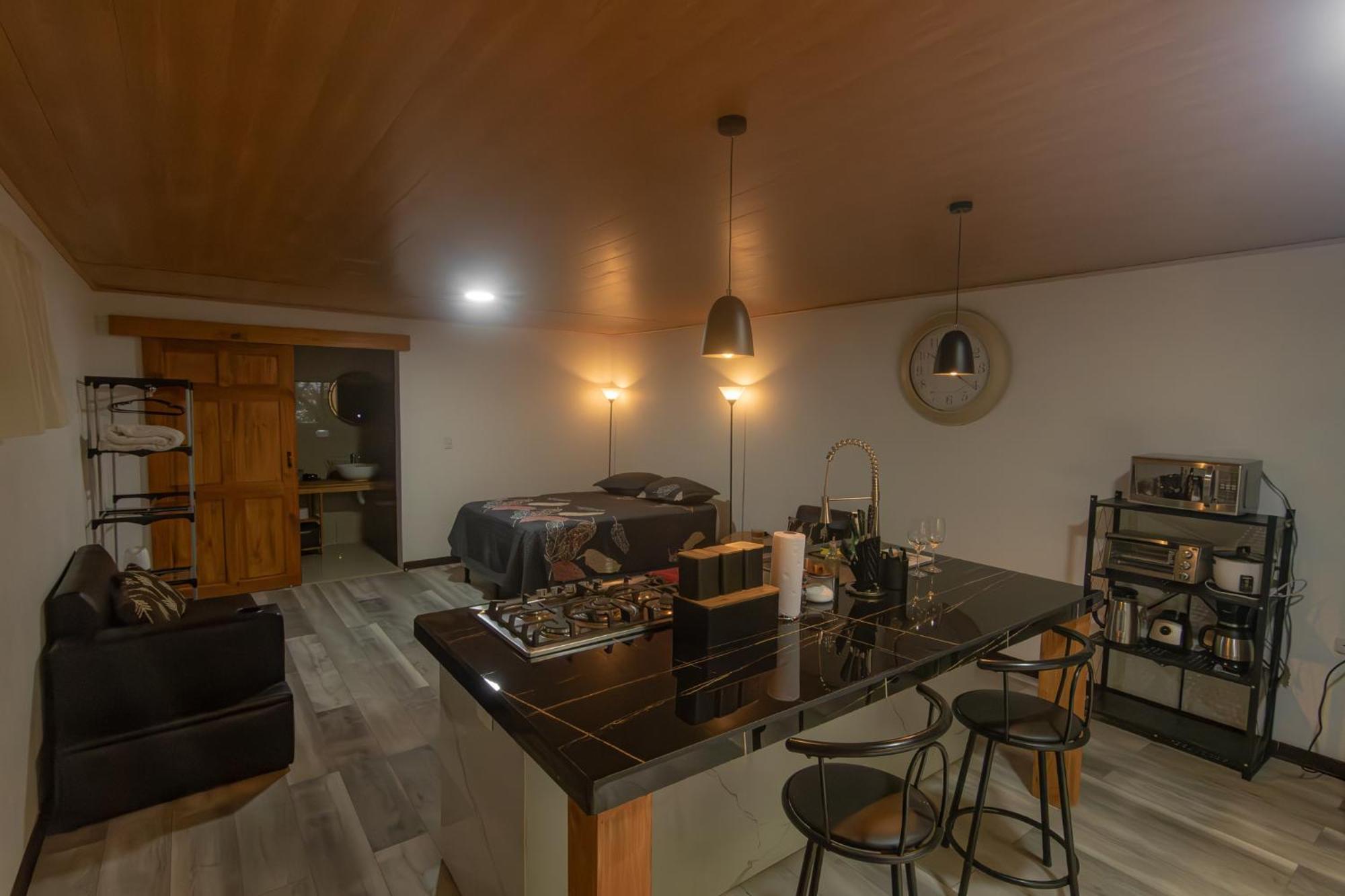 Narica Apartment Monteverde Екстер'єр фото